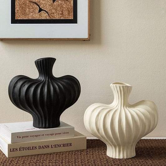 Plastic art imitation ceramic vase
