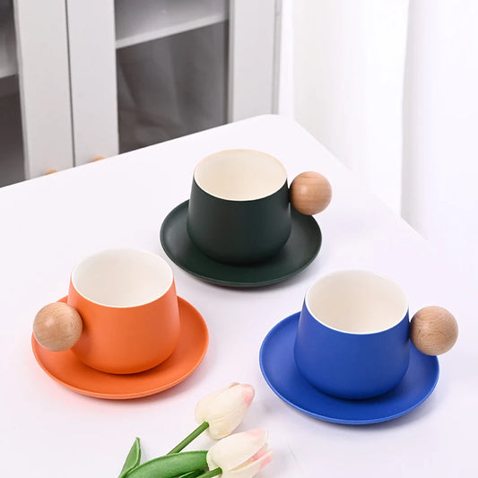 Ceramic Coffee Cup and Saucer Set Espresso Cups Light Luxury Wooden Handle Afternoon Tea Mug Female Original Mugs Couple Gifts
